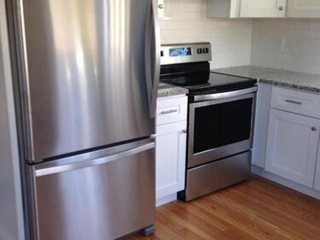 2 BR, 1 BA Apartment 173 Back Lane, Newington, CT 06111