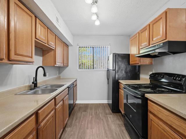 2 BR, 1 BA Apartment 1701 E Cornwallis Rd Unit 17N, Charlotte, NC 28205