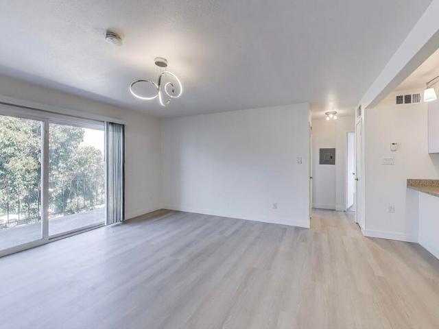 2 BR, 1 BA Apartment 1701 Shoreline Drive, Alameda, CA 94501