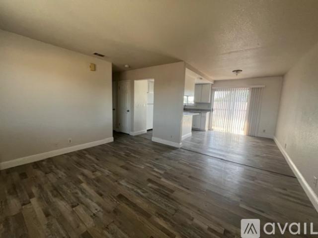 2 BR, 1 BA Apartment 1702 W Grant Line Rd, Unit #9, Tracy, CA 95376