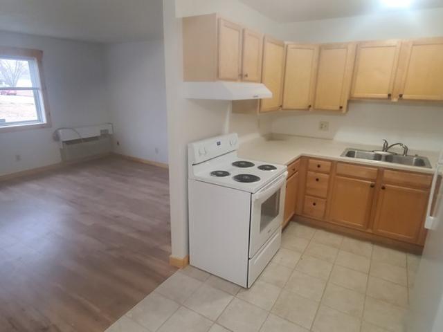 2 BR, 1 BA Apartment 1705 La Cres St, Unit 125, La Crosse, WI 54603
