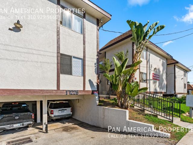 2 BR, 1 BA Apartment 17226 Grevillea Ave, Lawndale, CA 90260