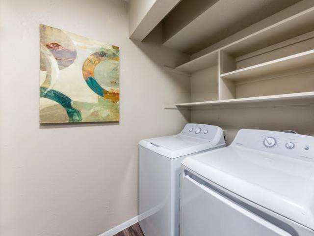 2 BR, 1 BA Apartment 1735 Rutland Dr Unit 115, Austin, TX 78758