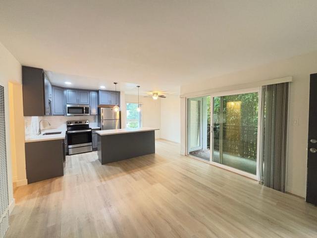 2 BR, 1 BA Apartment 1739 Addison Street, Berkeley, CA 94703