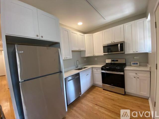 2 BR, 1 BA Apartment 1741 W Wallen Ave, Unit 3, Chicago, IL 60626