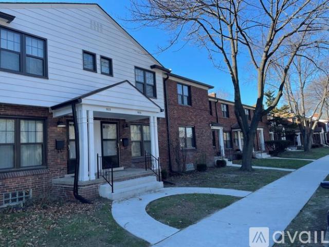 2 BR, 1 BA Apartment 17666 Manderson Road, Unit 17666, Detroit, MI 48203
