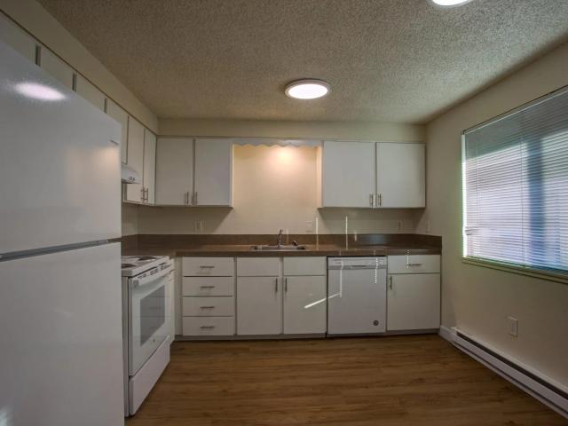 2 BR, 1 BA Apartment 17940 Southeast Addie Street Unit 17942, Portland, OR 97267