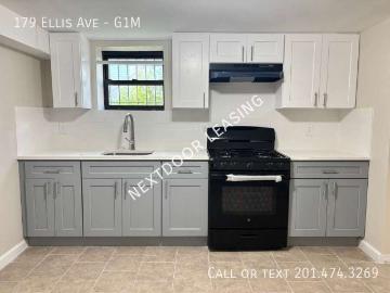2 BR, 1 BA Apartment 179 Ellis Ave, Irvington, NJ 07111