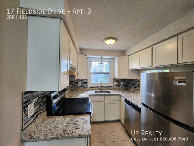 2 BR, 1 BA Apartment 17 Fieldside Drive, Groton, CT 06340