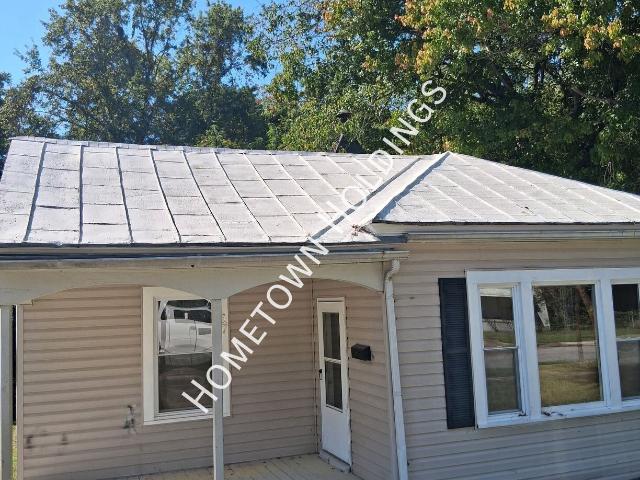 3 BR, 1 BA Apartment 17 Garland St, Danville, VA 24541