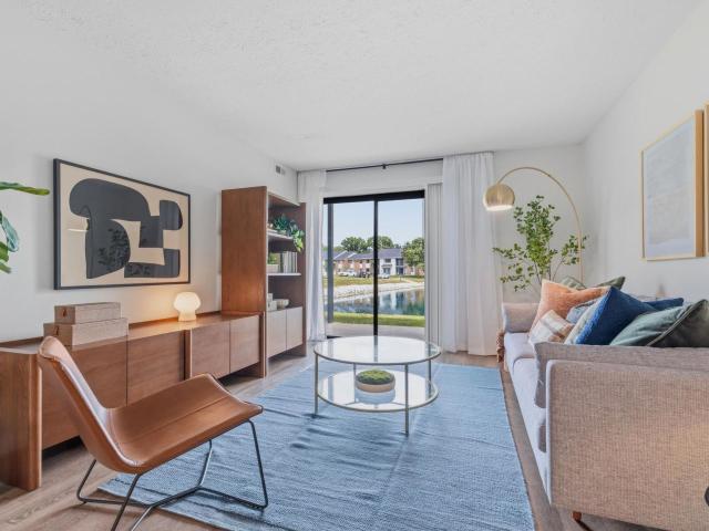 2 BR, 1 BA Apartment 1800 Lakeside Drive Unit 13 315, Franklin, IN 46131