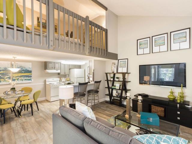 2 BR, 1 BA Apartment 1800 West 1st Street Unit 1824E, Sanford, FL 32771