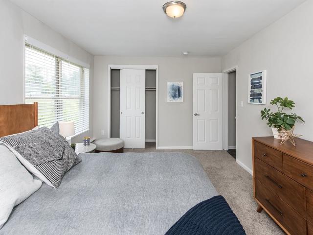 2 BR, 1 BA Apartment 1809 Fox St Unit 102, Hyattsville, MD 20783
