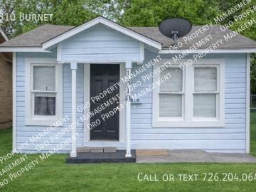 2 BR, 1 BA Apartment 1810 Burnet, San Antonio, TX 78202