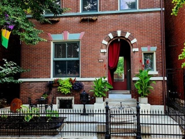 2 BR, 1 BA Apartment 1819 South 8th Street, Unit 1, St. Louis, MO 63104