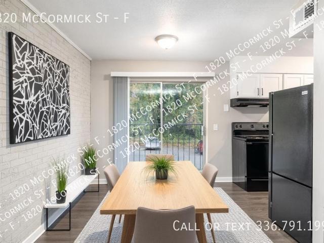 2 BR, 1 BA Apartment 1820 McCormick St, Greensboro, NC 27406