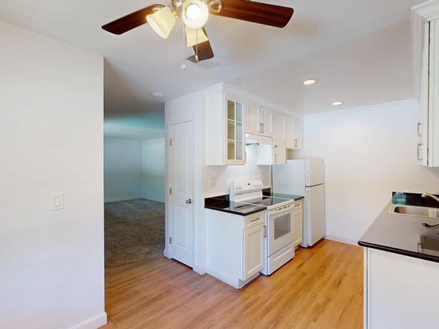 2 BR, 1 BA Apartment 18215 Happy Ln Sonoma, CA 95476
