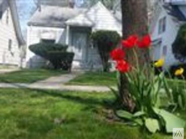 2 BR, 1 BA Apartment 18274 Fielding Street, Detroit, MI 48219