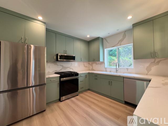 2 BR, 1 BA Apartment 18320 Ingomar Street, Unit 1, Los Angeles, CA 91335