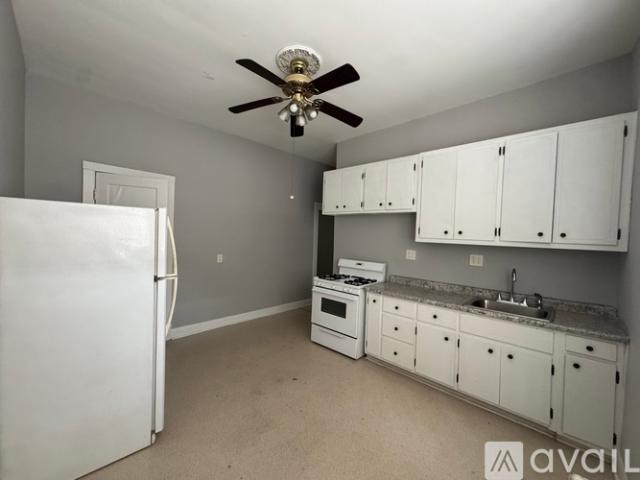 2 BR, 1 BA Apartment 1847 South 57th Avenue, Unit Middle unit 2, Cicero, IL 60804