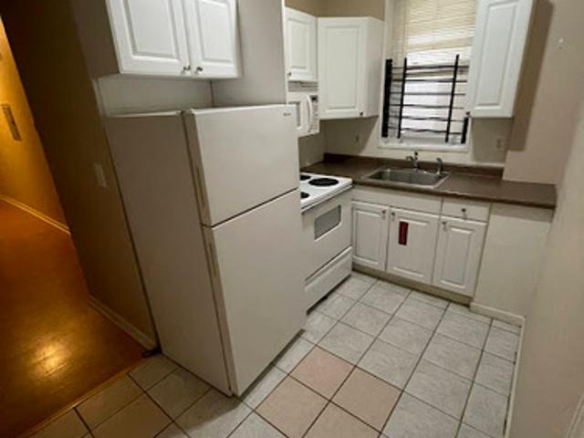 2 BR, 1 BA Apartment 1855 Willington Street, Unit Apt 1, Philadelphia, PA 19121
