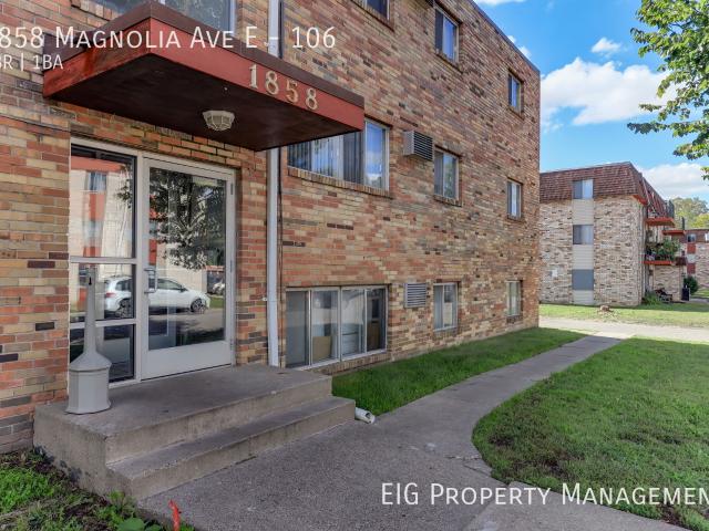 2 BR, 1 BA Apartment 1858 Magnolia Ave E, St. Paul, MN 55119