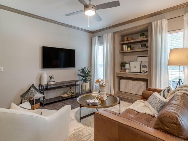 2 BR, 1 BA Apartment 18600 S Parkview Dr. Unit 2024, Houston, TX 77084