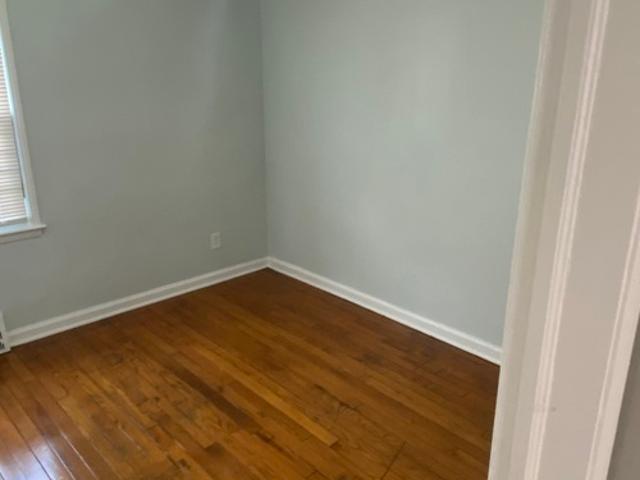 2 BR, 1 BA Apartment 18824 Kelly Rd, Detroit, MI 48224