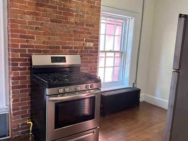 2 BR, 1 BA Apartment 188 W 2nd Street, Unit 6, Oswego, NY 13126