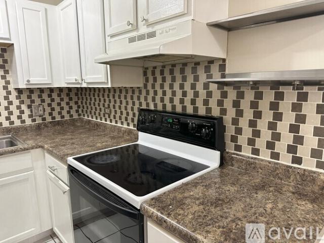 2 BR, 1 BA Apartment 1900 Light Road, Unit 204, Oswego, IL 60543