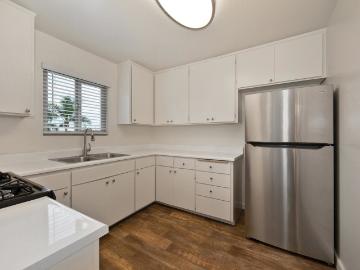 2 BR, 1 BA Apartment 1910 Broadway Street Unit H, Oceanside, CA 92054
