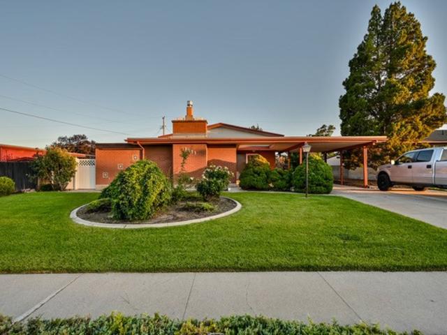 2 BR, 1 BA Apartment 1911 W Bowling Ave, Taylorsville, UT 84129