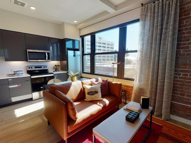 2 BR, 1 BA Apartment 1922 Walnut St Unit 305, Berkeley, CA 94704
