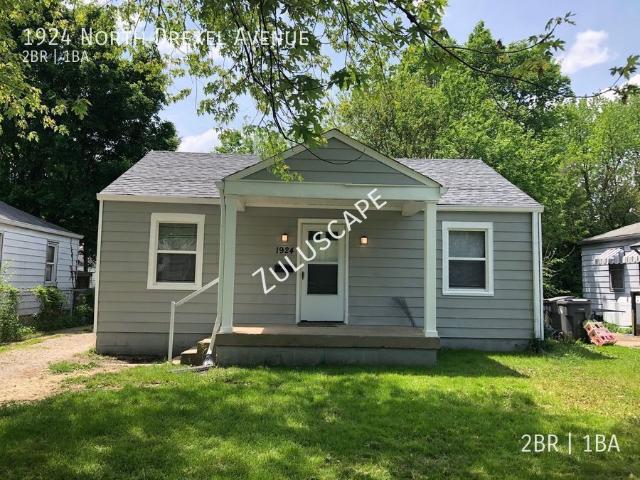 2 BR, 1 BA Apartment 1924 North Drexel Avenue, Indianapolis, IN 46218