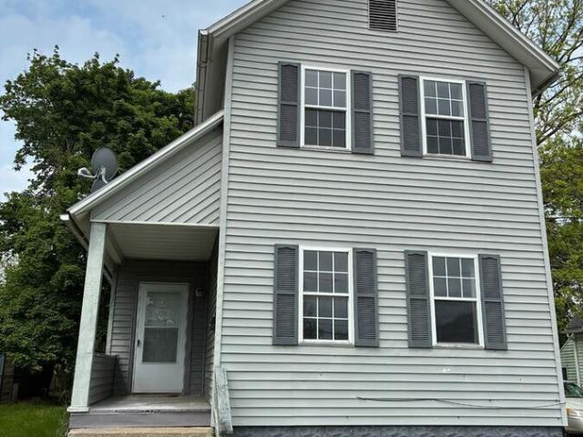 2 BR, 1 BA Apartment 1928 Lexington Avenue 1928 Lexington Avenue, Lorain, OH 44052