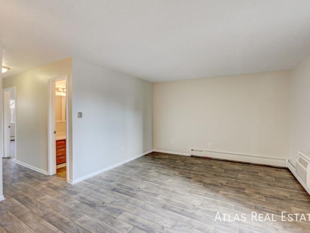 2 BR, 1 BA Apartment 1935 Vance Street, Lakewood, CO 80214
