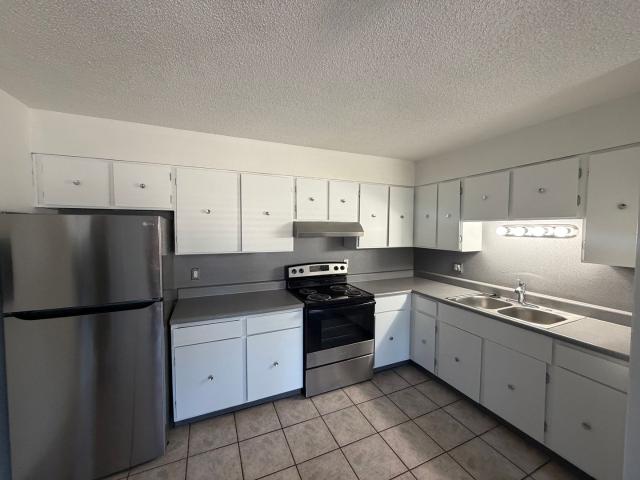 2 BR, 1 BA Apartment 1936 Vinewood Lane, Pueblo, CO 81005