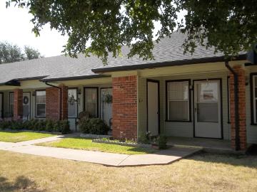 2 BR, 1 BA Apartment 1940 Old Brandon Road, Hillsboro, TX 76645