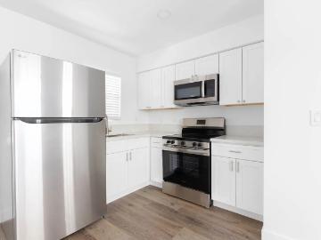 2 BR, 1 BA Apartment 1943 Dunning Cir San Diego, CA 92154
