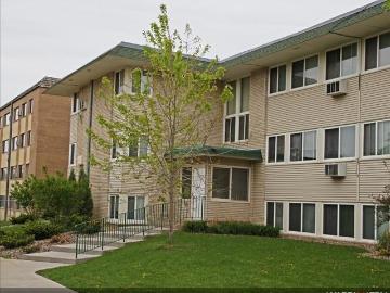 2 BR, 1 BA Apartment 1949 Old Hudson Rd #104 Unit 49 107, Saint Paul, MN 55119