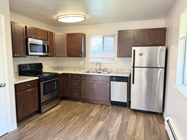 2 BR, 1 BA Apartment 1950 Upham St, Lakewood, CO 80214