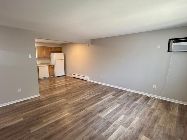 2 BR, 1 BA Apartment 1961 Upham St, Lakewood, CO 80214