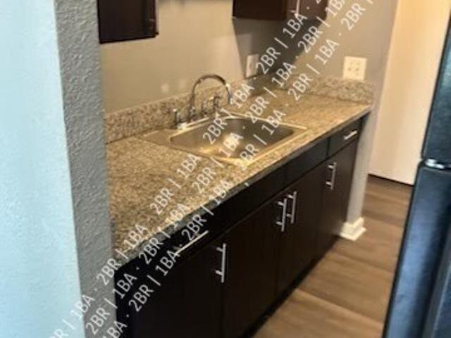 2 BR, 1 BA Apartment 1978 Kentucky Ave 5, Cincinnati, OH 45223