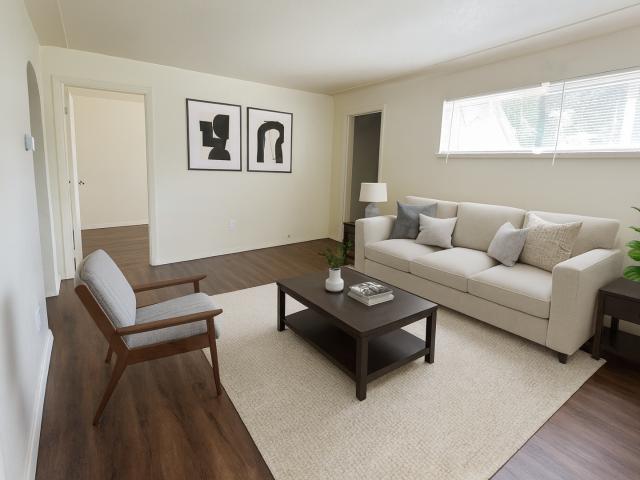 2 BR, 1 BA Apartment 1981 Florence St, Aurora, CO 80010