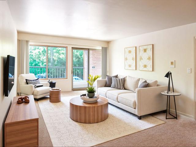 2 BR, 1 BA Apartment 1984 Traver Rd Unit 1029 206, Ann Arbor, MI 48105