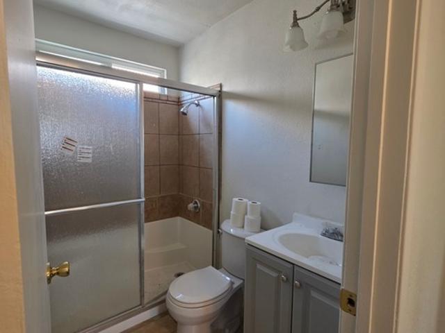 2 BR, 1 BA Apartment 199 4th St, Unit 1 A, San Bernardino, CA 92410