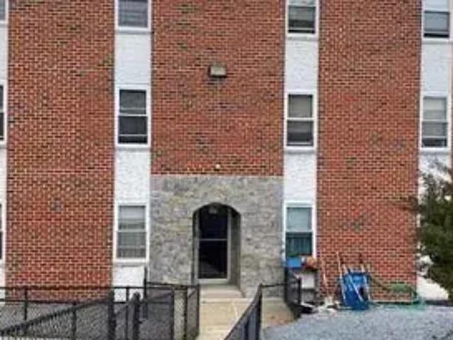 2 BR, 1 BA Apartment 199 Hoover Rd, Yonkers, NY 10710