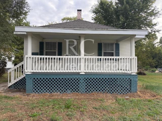 2 BR, 1 BA Apartment 19 Collett, Danville, IL 61832