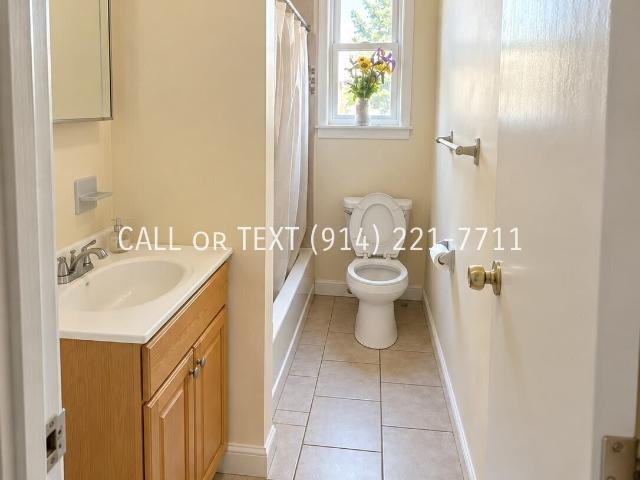 2 BR, 1 BA Apartment 19 Intervale Pl, Yonkers, NY 10705