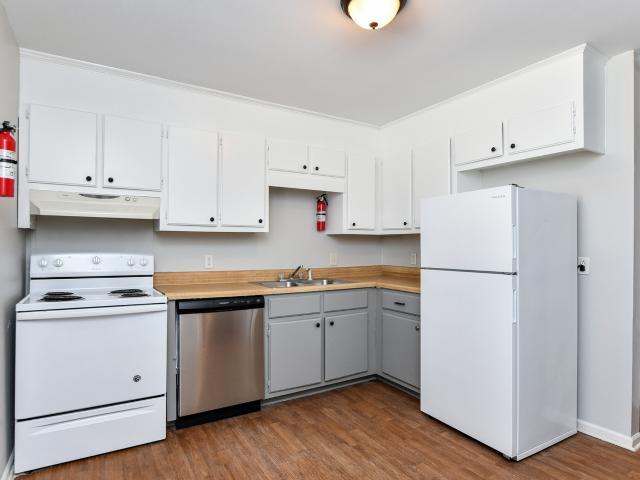 2 BR, 1 BA Apartment 103 Wylie Ct Easley, SC 29640